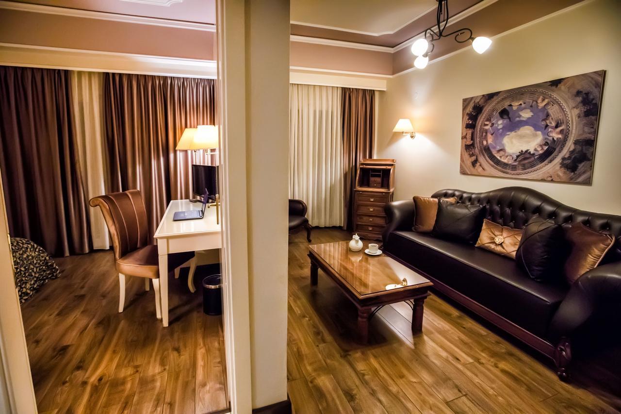 Kouros Hotel Dráma Exteriér fotografie